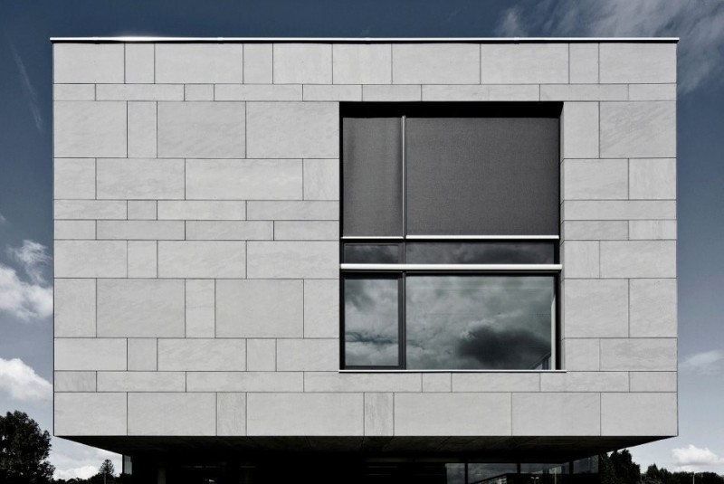 Облицовка фасада офисного здания Фасадные панели EQUITONE [tectiva]
